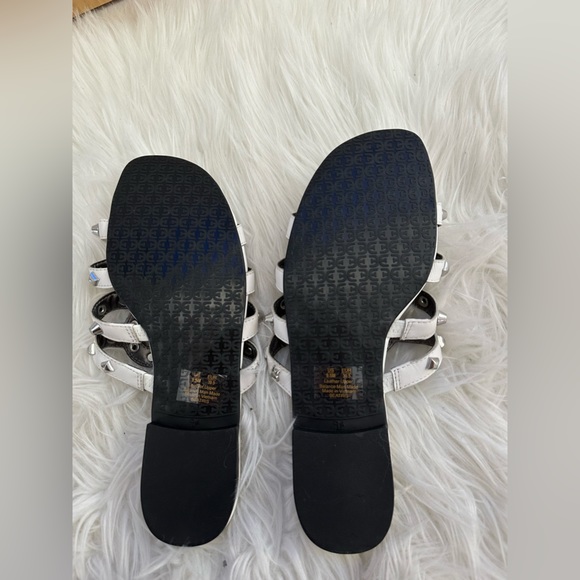 ❗️NWT❗️Sam Edelman white spiked sandals - Picture 4 of 4